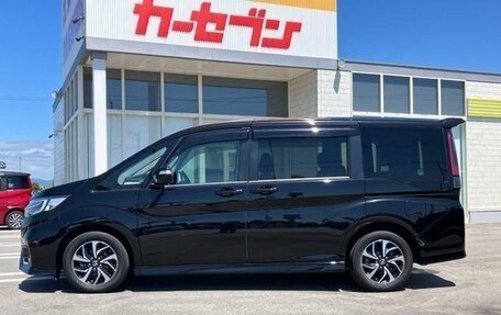 Honda Stepwgn IV, 2022 год, 1 890 099 рублей, 2 фотография