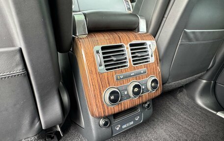 Land Rover Range Rover IV рестайлинг, 2017 год, 5 750 000 рублей, 28 фотография
