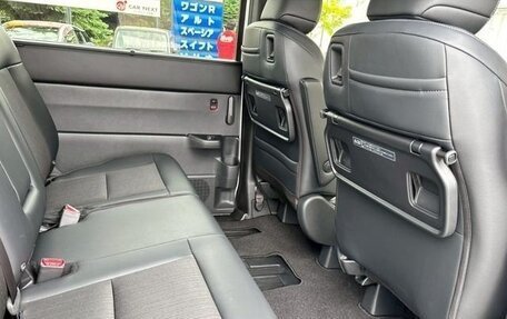 Honda Stepwgn, 2025 год, 2 790 099 рублей, 23 фотография