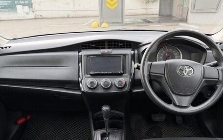 Toyota Corolla, 2019 год, 1 350 000 рублей, 10 фотография