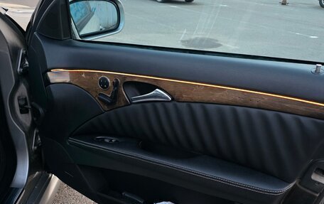 Mercedes-Benz E-Класс, 2003 год, 880 000 рублей, 8 фотография