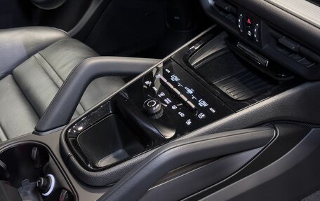 Porsche Cayenne III, 2023 год, 13 900 000 рублей, 11 фотография