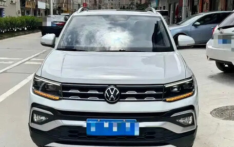 Volkswagen T-Cross I, 2023 год, 1 790 000 рублей, 2 фотография