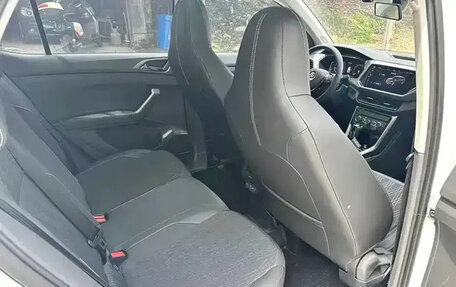 Volkswagen T-Cross I, 2023 год, 1 790 000 рублей, 7 фотография
