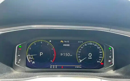 Volkswagen T-Cross I, 2023 год, 1 790 000 рублей, 9 фотография