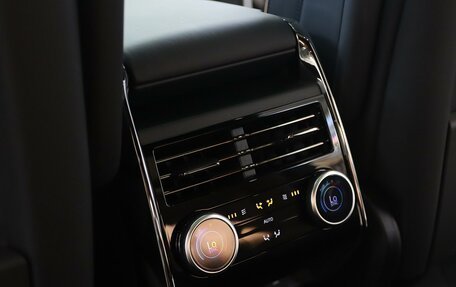 Land Rover Range Rover Sport, 2024 год, 14 000 000 рублей, 18 фотография