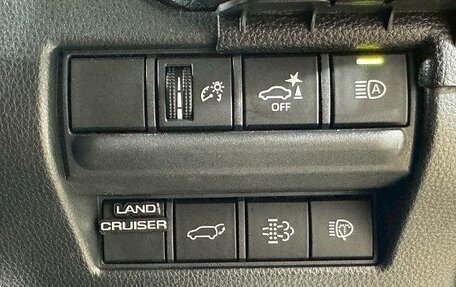 Toyota Land Cruiser Prado, 2024 год, 7 800 000 рублей, 23 фотография