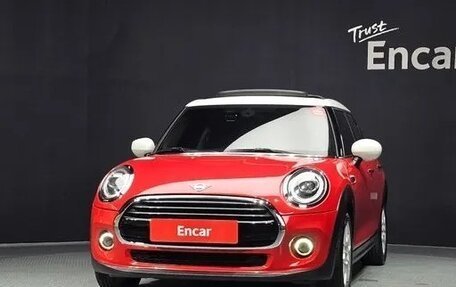 MINI Clubman, 2022 год, 2 098 964 рублей, 2 фотография