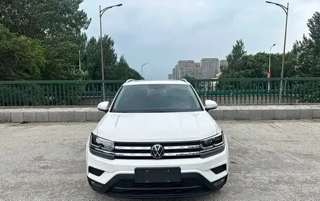 Volkswagen Tharu, 2022 год, 1 880 000 рублей, 2 фотография