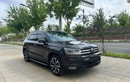 Volkswagen Tharu, 2022 год, 2 000 000 рублей, 3 фотография