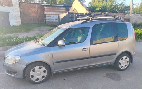 Skoda Roomster, 2010 год, 650 000 рублей, 2 фотография