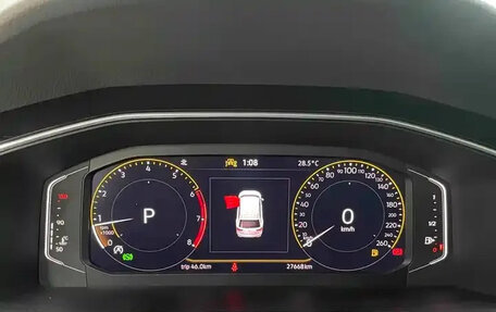 Volkswagen Tiguan II, 2022 год, 2 530 000 рублей, 18 фотография