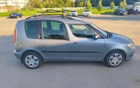 Skoda Roomster, 2010 год, 650 000 рублей, 5 фотография