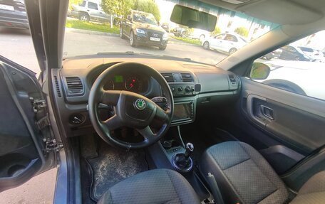 Skoda Roomster, 2010 год, 650 000 рублей, 27 фотография