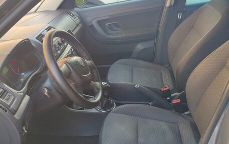 Skoda Roomster, 2010 год, 650 000 рублей, 25 фотография