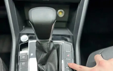 Volkswagen Tiguan II, 2022 год, 2 570 000 рублей, 8 фотография