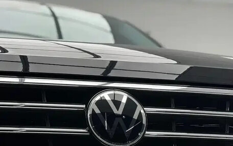 Volkswagen Tiguan II, 2022 год, 2 570 000 рублей, 14 фотография