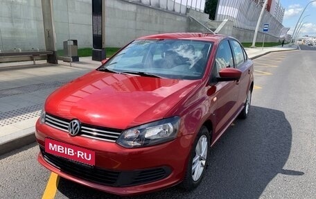Volkswagen Polo VI (EU Market), 2015 год, 860 000 рублей, 1 фотография