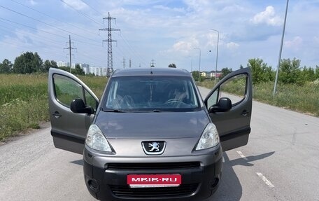 Peugeot Partner II рестайлинг 2, 2009 год, 660 000 рублей, 1 фотография