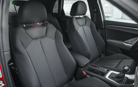 Audi Q3, 2019 год, 2 516 000 рублей, 27 фотография