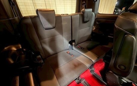 Toyota Noah III, 2019 год, 2 120 000 рублей, 15 фотография