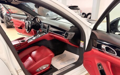 Porsche Panamera II рестайлинг, 2015 год, 4 020 000 рублей, 10 фотография