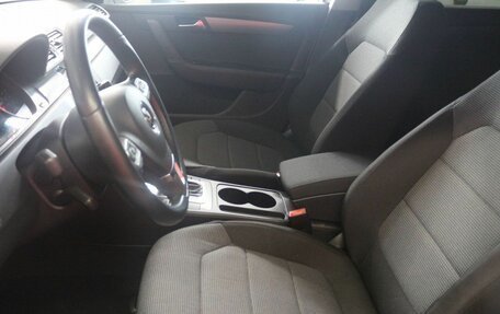 Volkswagen Passat B7, 2012 год, 1 330 000 рублей, 15 фотография