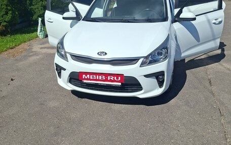 KIA Rio IV, 2019 год, 1 400 000 рублей, 5 фотография