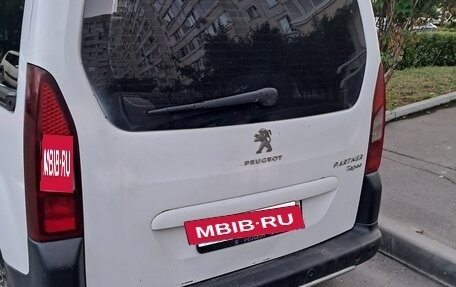 Peugeot Partner II рестайлинг 2, 2012 год, 550 000 рублей, 25 фотография