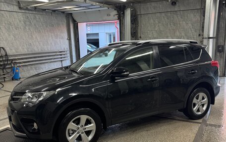 Toyota RAV4, 2013 год, 1 970 000 рублей, 14 фотография