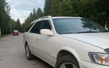Toyota Mark II VIII (X100), 2000 год, 550 000 рублей, 2 фотография