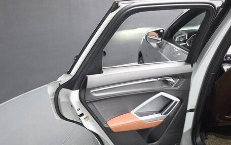 Audi Q3, 2022 год, 3 420 000 рублей, 23 фотография