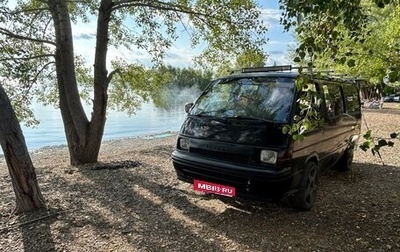 Toyota HiAce H100, 1991 год, 750 000 рублей, 1 фотография