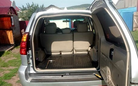 Toyota Land Cruiser Prado 120 рестайлинг, 2007 год, 1 350 000 рублей, 17 фотография