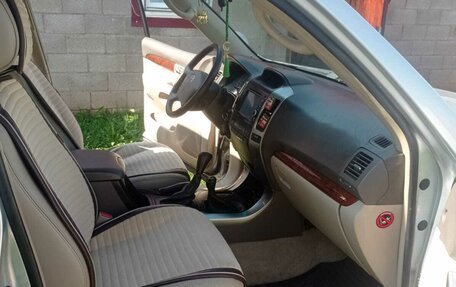 Toyota Land Cruiser Prado 120 рестайлинг, 2007 год, 1 350 000 рублей, 14 фотография
