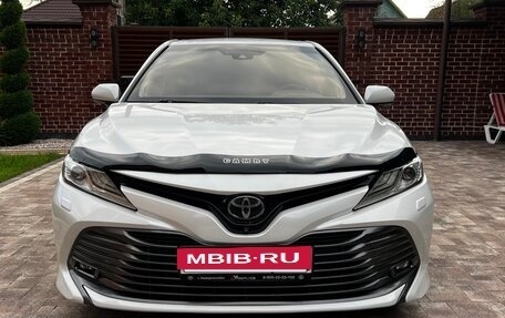Toyota Camry, 2018 год, 2 490 000 рублей, 7 фотография