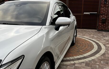 Toyota Camry, 2018 год, 2 490 000 рублей, 21 фотография