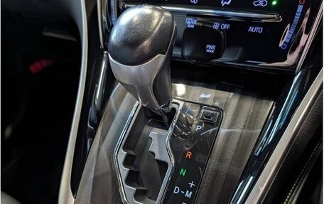 Toyota Harrier, 2017 год, 2 160 000 рублей, 17 фотография