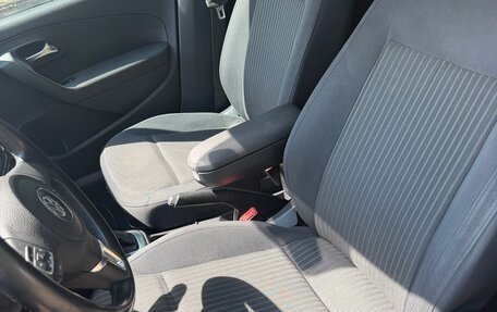 Volkswagen Polo VI (EU Market), 2013 год, 650 000 рублей, 11 фотография