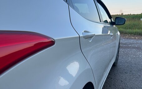Hyundai Elantra V, 2012 год, 850 000 рублей, 7 фотография