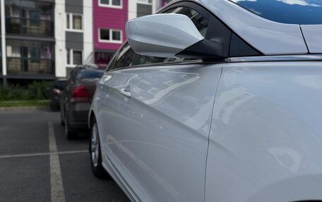 Hyundai Sonata VI, 2010 год, 800 000 рублей, 5 фотография