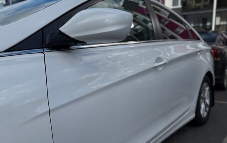 Hyundai Sonata VI, 2010 год, 800 000 рублей, 4 фотография
