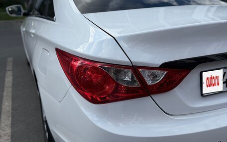 Hyundai Sonata VI, 2010 год, 800 000 рублей, 7 фотография