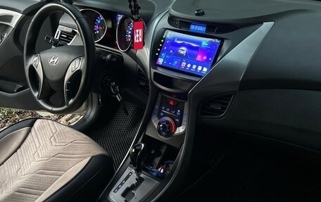Hyundai Elantra V, 2012 год, 850 000 рублей, 9 фотография