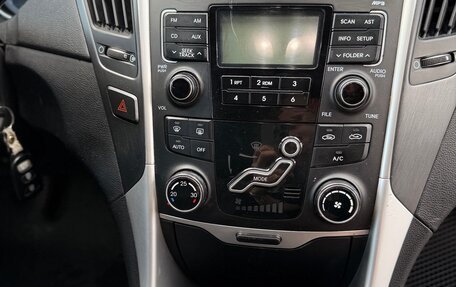 Hyundai Sonata VI, 2010 год, 800 000 рублей, 17 фотография