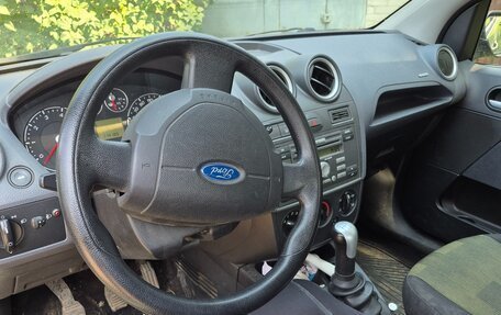 Ford Fiesta, 2007 год, 250 000 рублей, 5 фотография