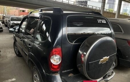 Chevrolet Niva I рестайлинг, 2017 год, 520 000 рублей, 3 фотография