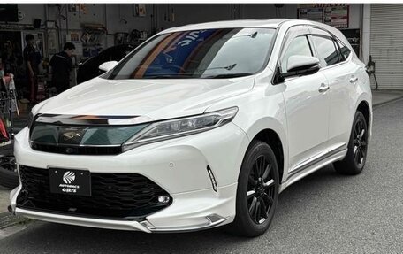 Toyota Harrier, 2017 год, 2 320 000 рублей, 1 фотография