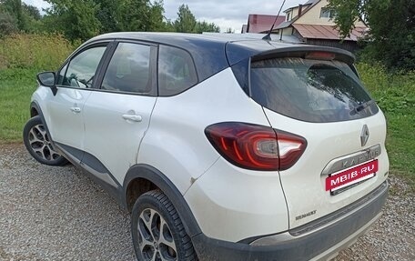 Renault Kaptur I рестайлинг, 2017 год, 745 000 рублей, 4 фотография