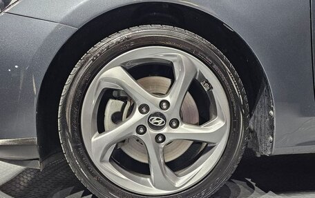 Hyundai Veloster II, 2018 год, 1 285 000 рублей, 17 фотография